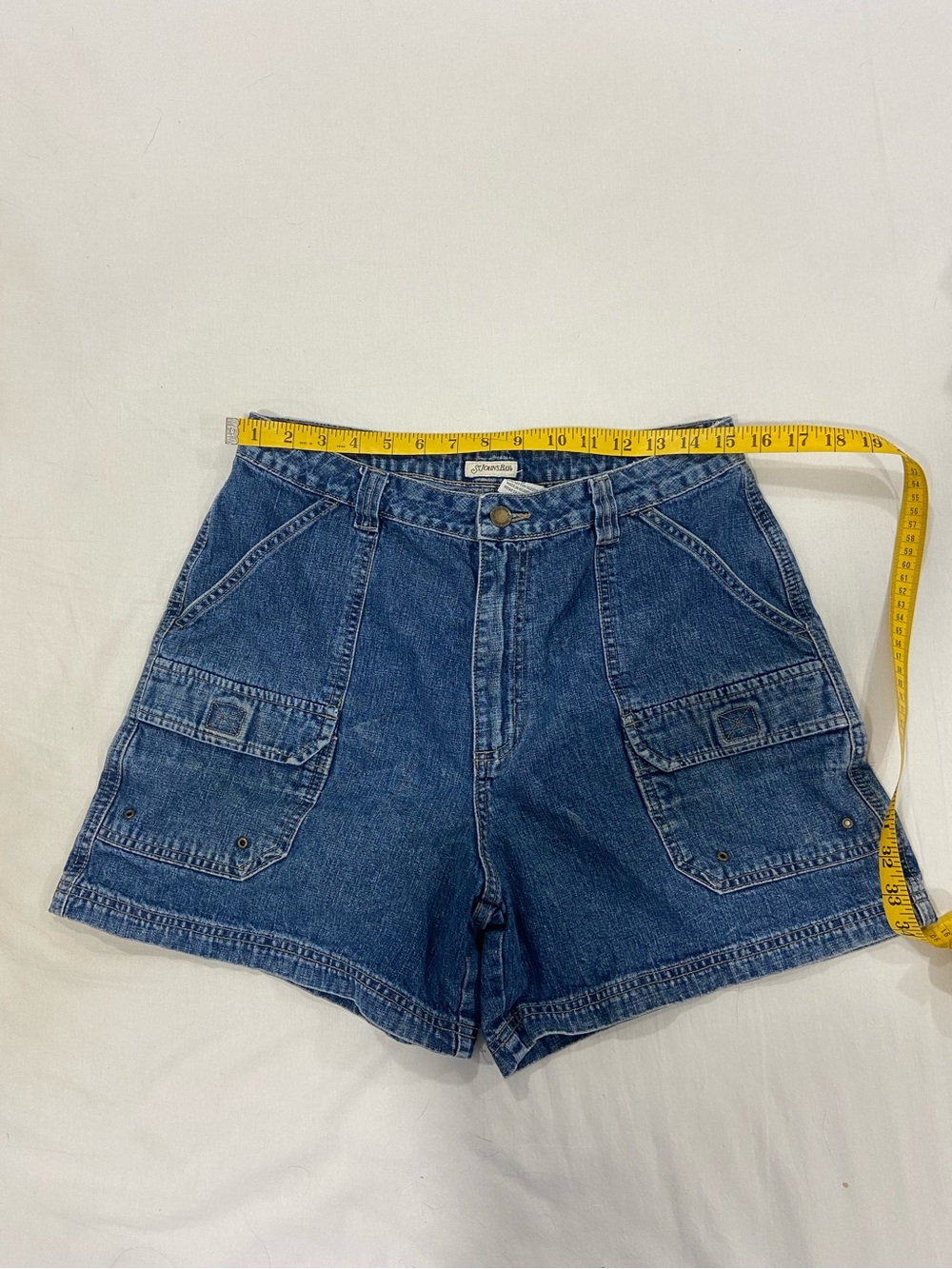 !!SOLD!! VINTAGE St. John’s Bay Denim Cargo Shorts